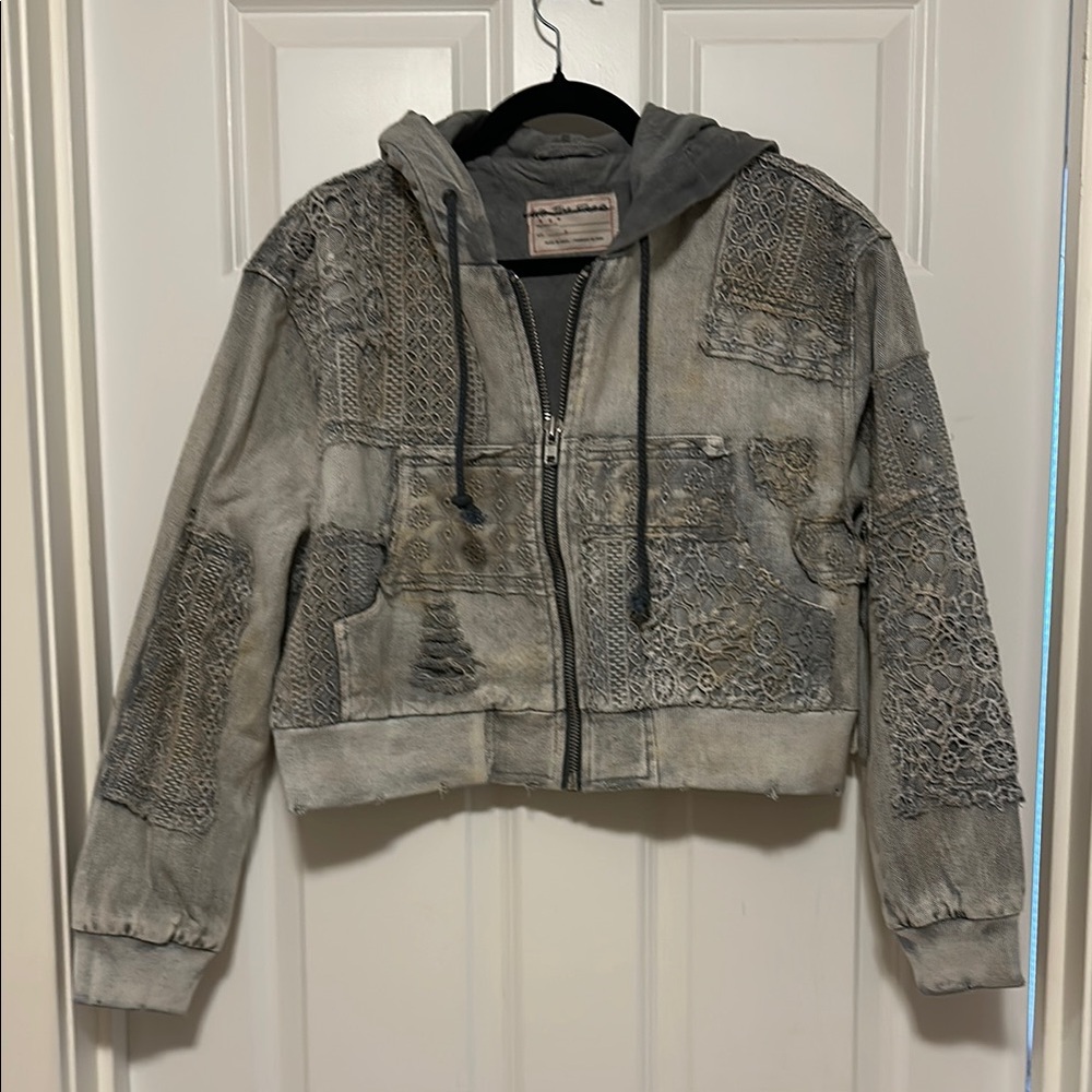 Free People Mazzie Denim Bomber Jacket NEW - Picture 2 of 9